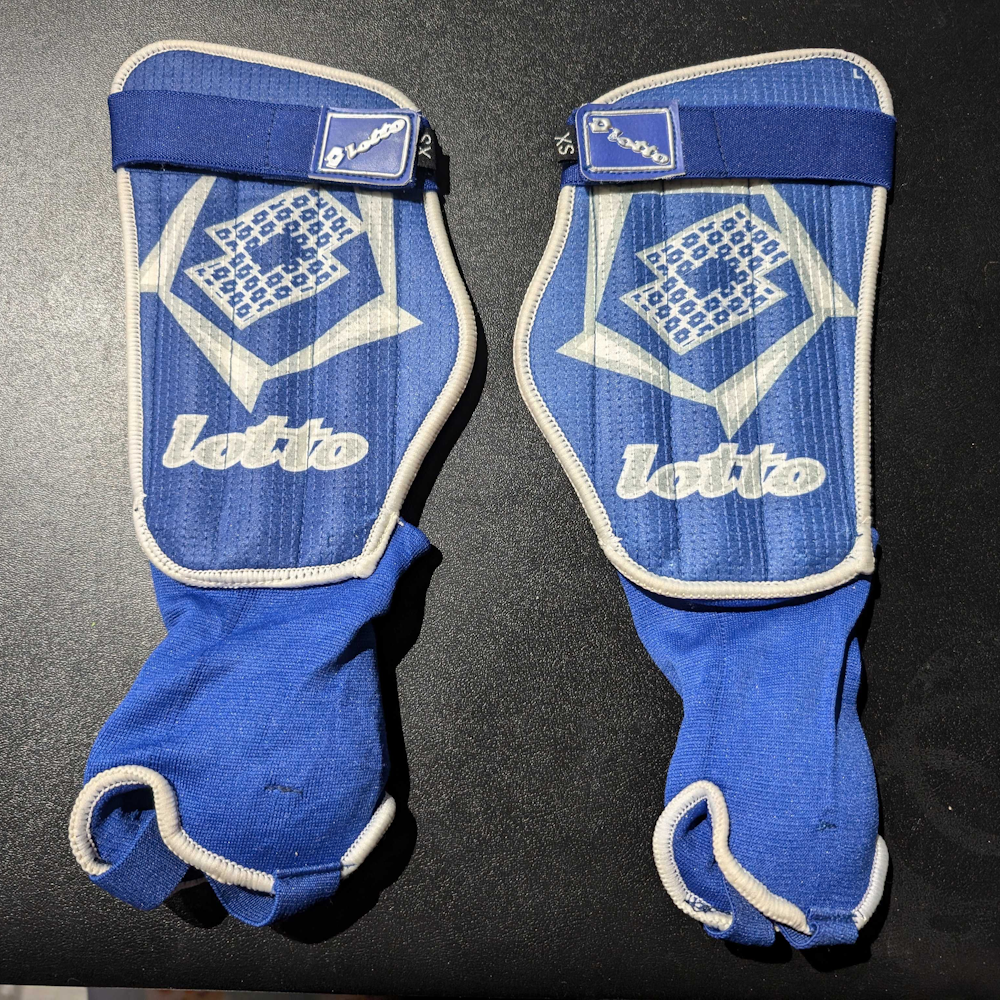 Lotto Netto Guard - Soccer Player Shin Guards - White / Navy