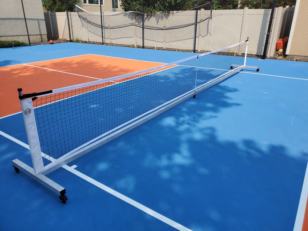HomeSports - Dominator Rolling Portable Pickleball Net – Filet de pickleball portatif extérieur sur roulettes de HomeSports