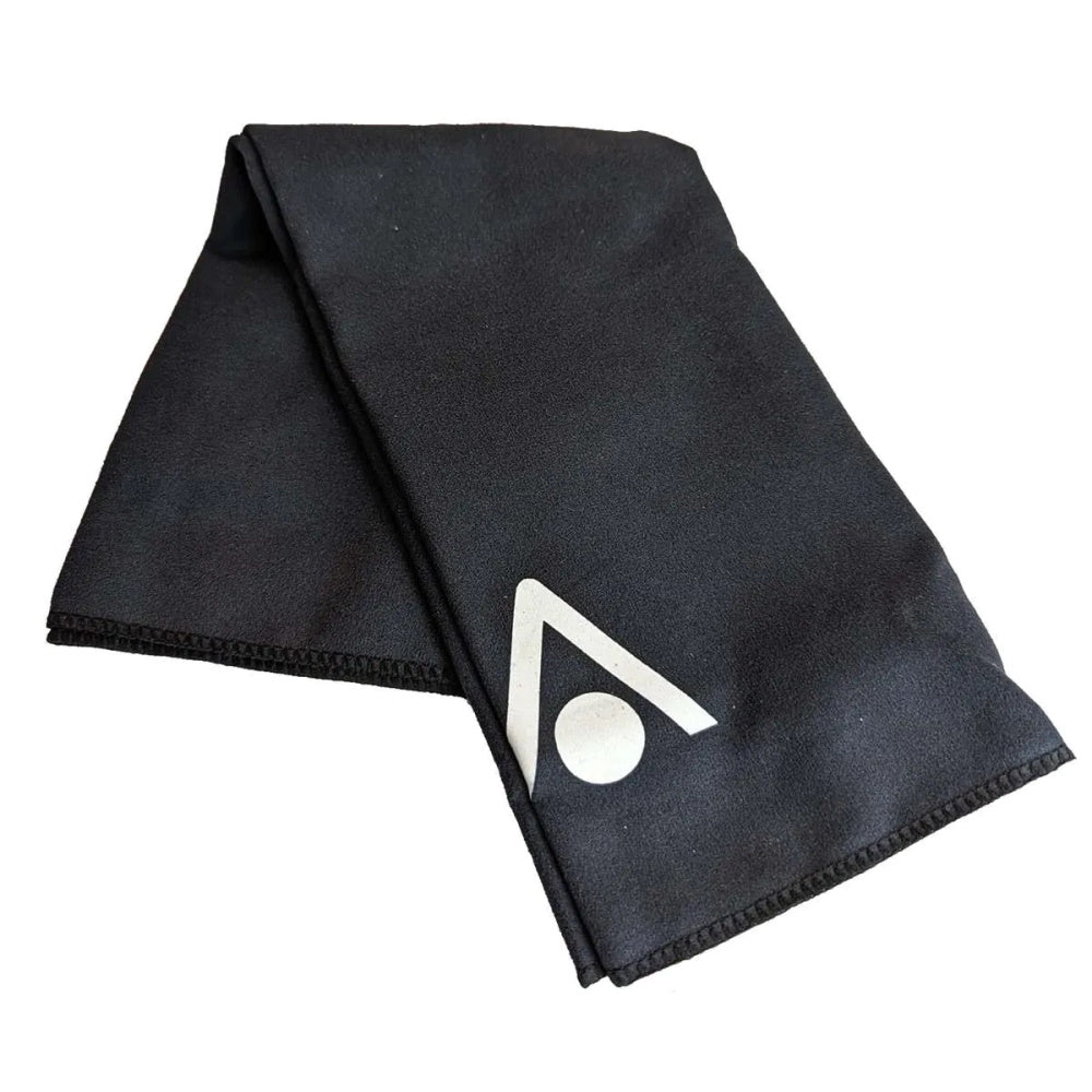 AQUASPHERE - Microfiber Compact Sport Towel - Black